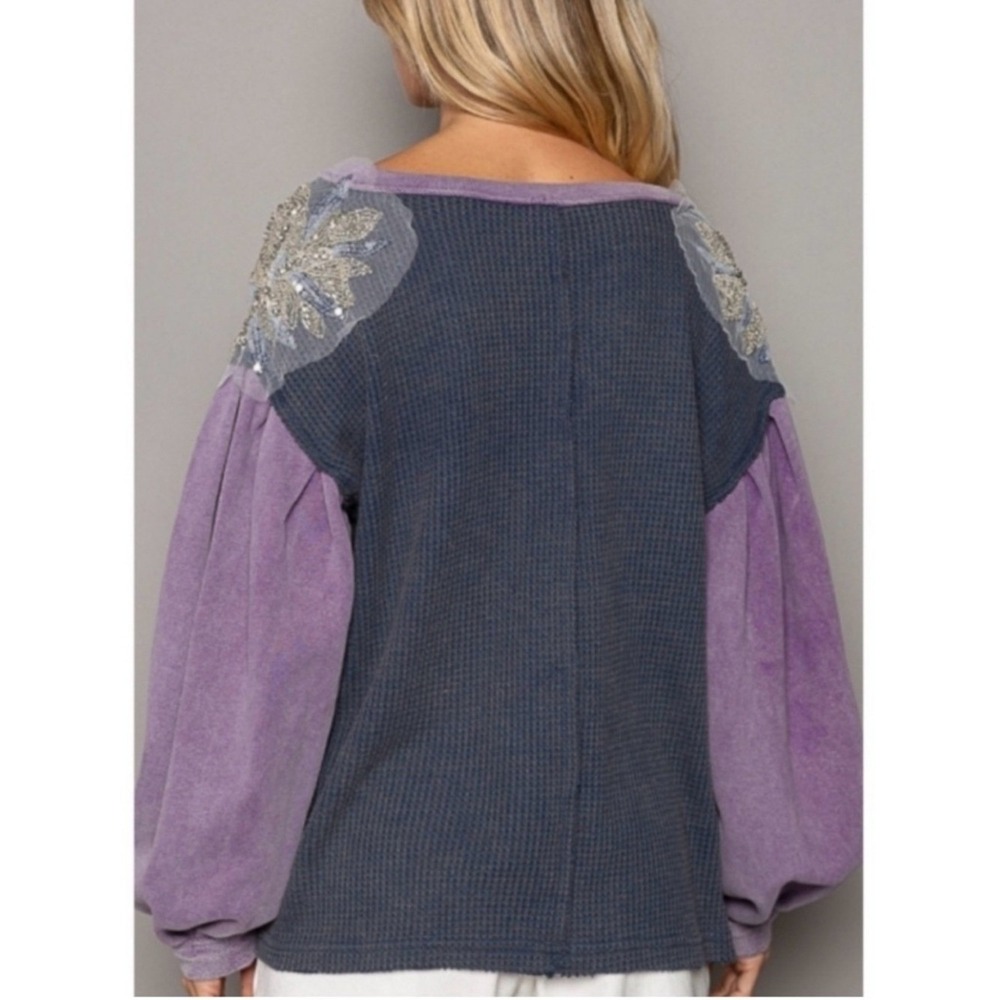 POL Top Womens Medium Blue Purple Waffle Knit Sequin Patch Embellished V Neck - Picture 7 of 11